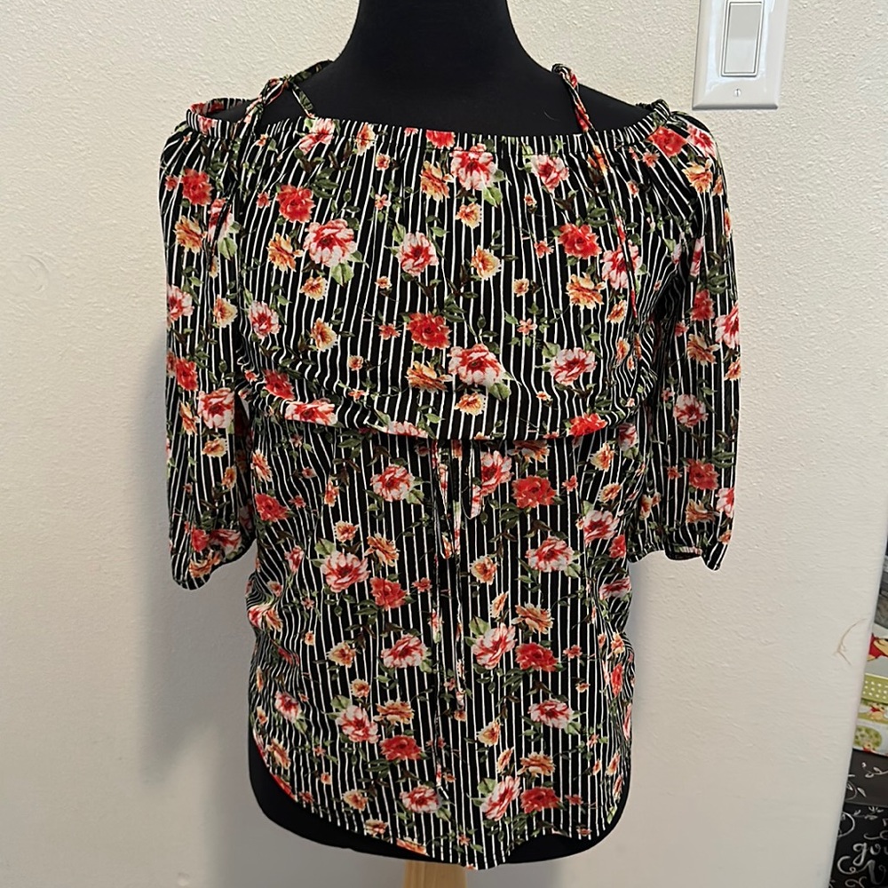 Maternity off the shoulder blouse